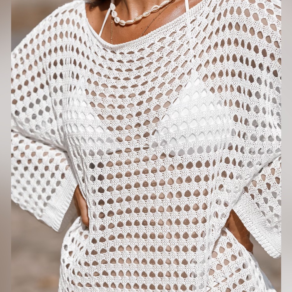 NWT CUPSHE cut-out cover-up